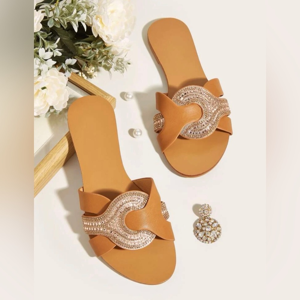 Beautiful Brazilian sandals, very confortable. No heavy.
